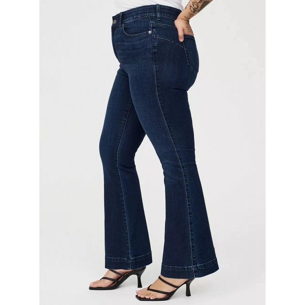 Torrid Bombshell Flare Jeans Women's 16 16R Dark Wash Super Soft Stretch Denim